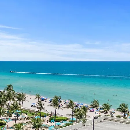 Beachfront Oasis I Balcony I Bbq I Pool I Gym